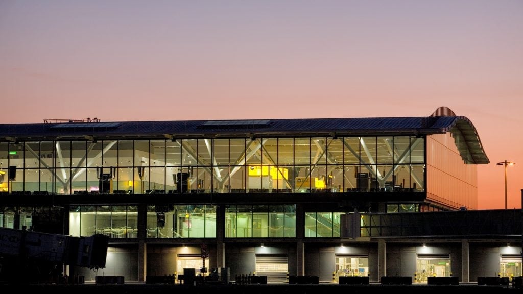 terminal 5 aeropuerto de heathrow londres