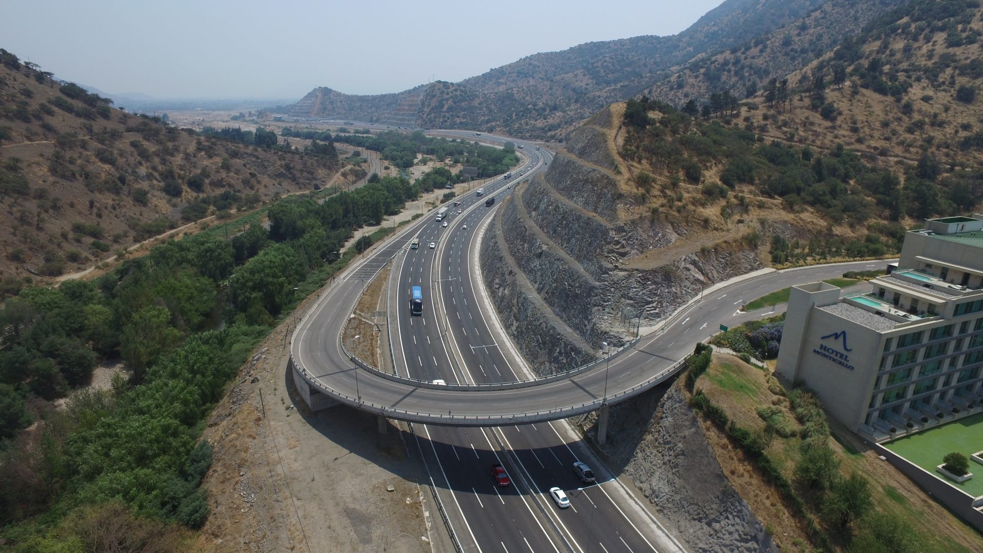 Third lanes on the Ruta 5 Sur highway in Angostura (Chile) now open